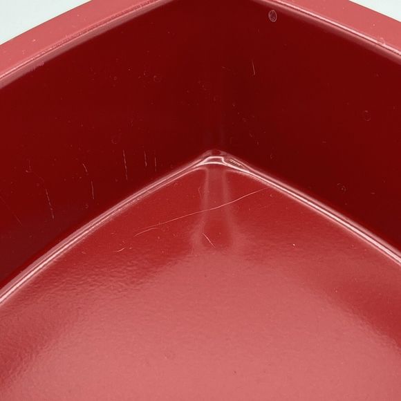 Wilton Red Heart Shaped Cake Baking Pan 9" Valentine's Day Baked Goods Love VGC - Picture 5 of 9